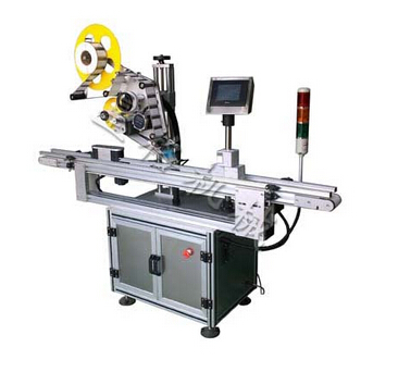 平面貼標(biāo)機(jī)(圖1)