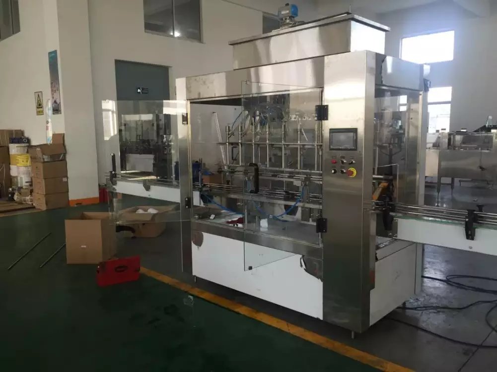 慶賀,星格全自動灌裝生產(chǎn)線整裝待發(fā)(圖1)