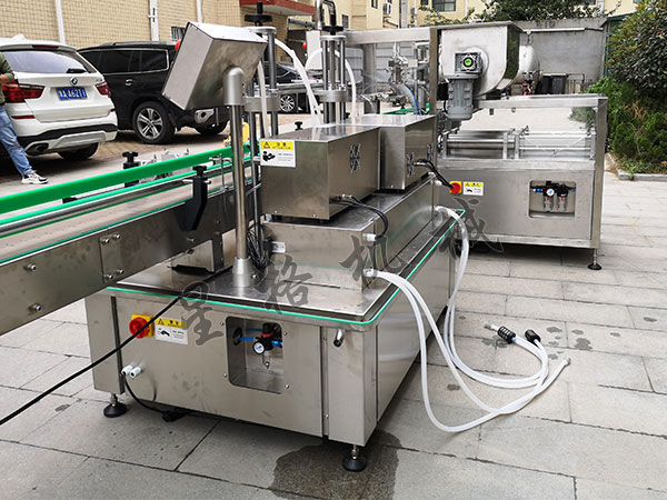 濃稠加汁醬料灌裝生產(chǎn)線該怎么選擇(圖1)