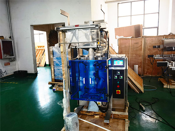 香辣鹵肉醬料包裝機好用嗎(圖2) 香辣鹵肉醬料包裝機好用嗎(圖2)