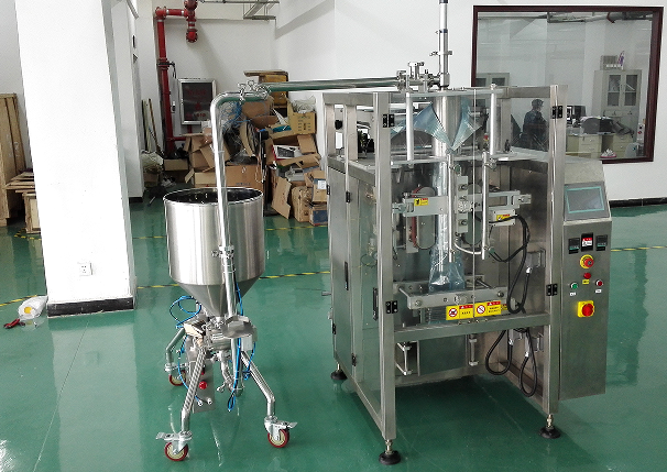 全自動番茄醬包裝機械對企業(yè)起著重大的作用(圖1)