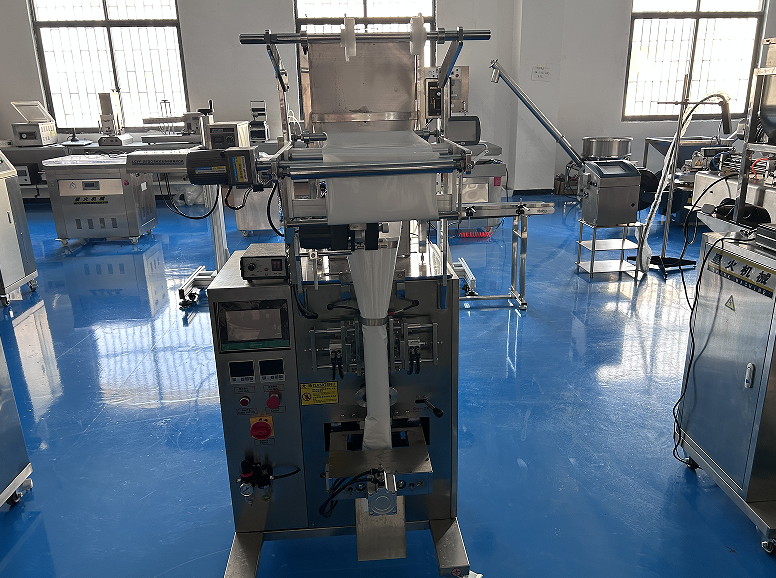 鹵肉調味醬料自動包裝機在市場上面大方異彩(圖3) 鹵肉調味醬料自動包裝機在市場上面大方異彩(圖3)