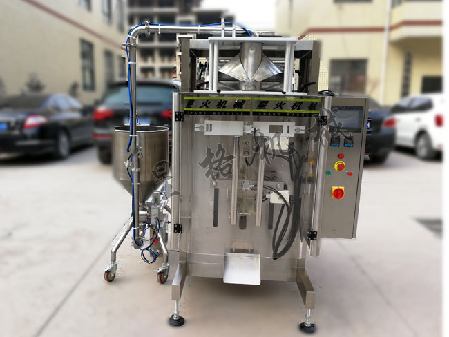 自動化火鍋底料包裝生產(chǎn)線設備，驚艷亮相！(圖1)